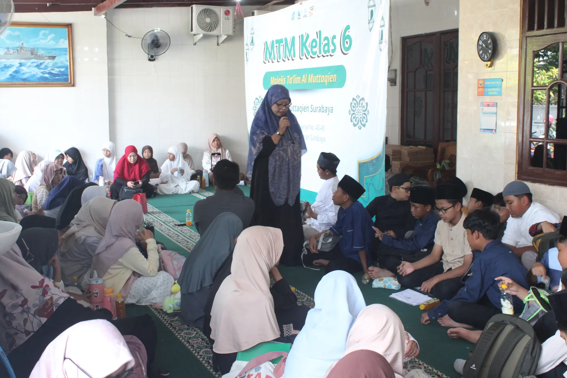 Majelis Taklim Al Muttaqien: Menyemai Iman, Menguatkan Silaturahmi di Lingkungan SD Al Muttaqien Surabaya