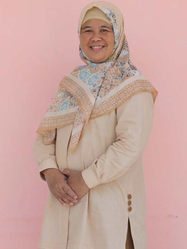 5. sri ismayati