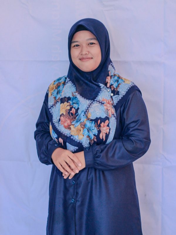 7. Lahmirza Hanim, S.Pd. (Guru Kelas 1B 7. Lahmirza Hanim, S.Pd. (Guru Kelas 1B
